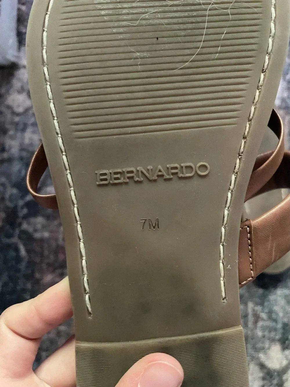 🐻Bernardo leia flip flop sandals🐻